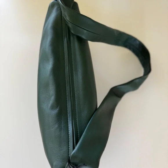 St Agni Soft Leather Crossbody Crescent - Green - Picture 8 of 11